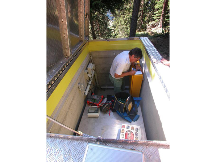 Certification visit: checking the equipment