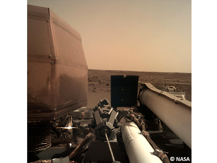 InSight ist auf dem Mars gelandet! 